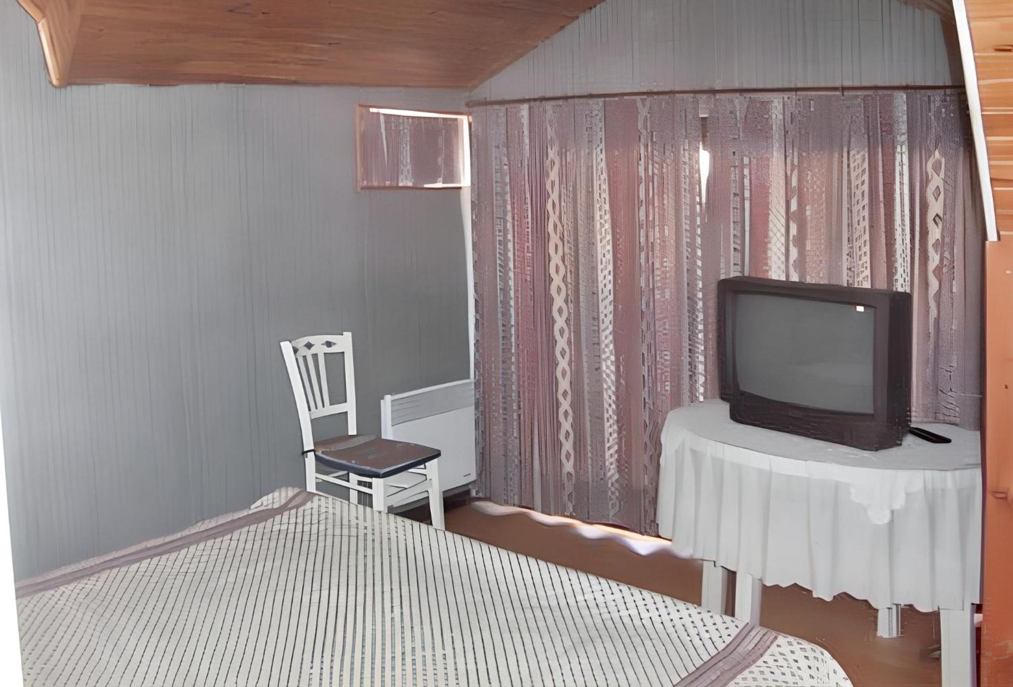 Maison Chaleureuse Pres Des Pistes De Barcelonnette - Cheminee Exteriör bild